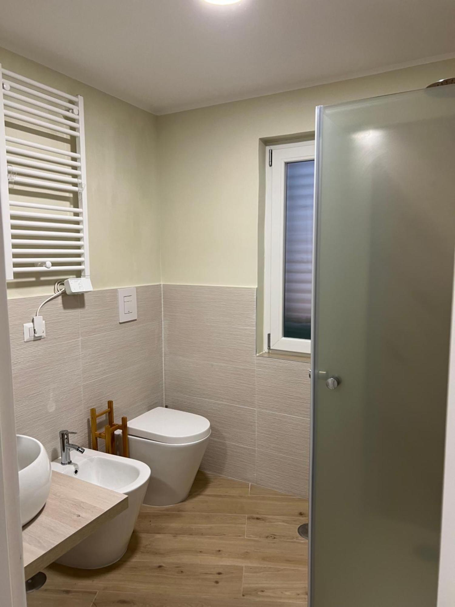 Midnight Sun Bed & Breakfast Vietri Bagian luar foto