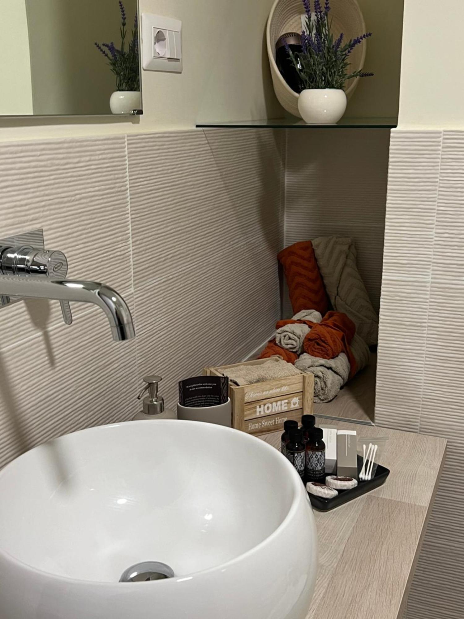 Midnight Sun Bed & Breakfast Vietri Bagian luar foto